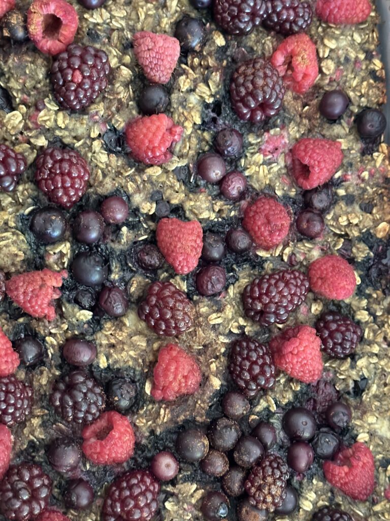 Summer Berry Oatmeal Bake gets its sweetness naturally from fruit and a small amount of 100% pure maple syrup