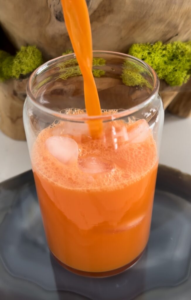 Energy Boosting Carrot Apple Juice